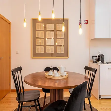 2 Bedroom In *